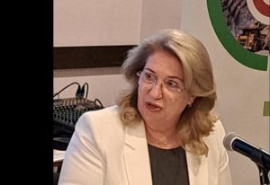 Гуандун спира фериботните услуги в отговор на тайфуна Фунг-вонг