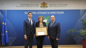 БАИ ВРЪЧИ СЕРТИФИКАТ КЛАС „А“ НА „ХЕЛТИ БАРС“ ООД ЗА ИЗГРАЖДАНЕ НА НОВО ПРЕДПРИЯТИЕ ЗА ПРОИЗВОДСТВО НА ПРОТЕИНОВИ БАРОВЕ – IBA