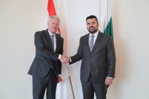 Среща на министър Георг Георгиев с министъра на външните работи и емигрантите на Ливанската република Юсеф Раджи