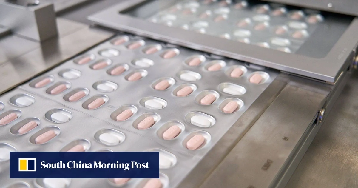 Китайски химици постигат пробив за по-евтини лекарства